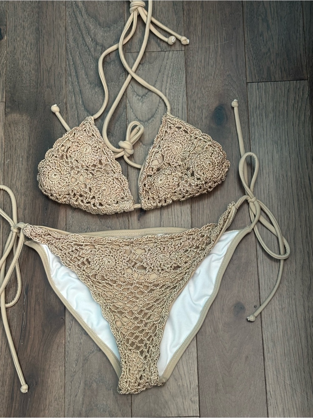 VENUS Beige Crochet Bikini top: B bottom:4 - Picture 2 of 6